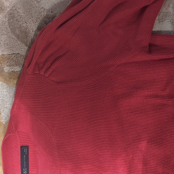 Sweater - Picture 3 of 3